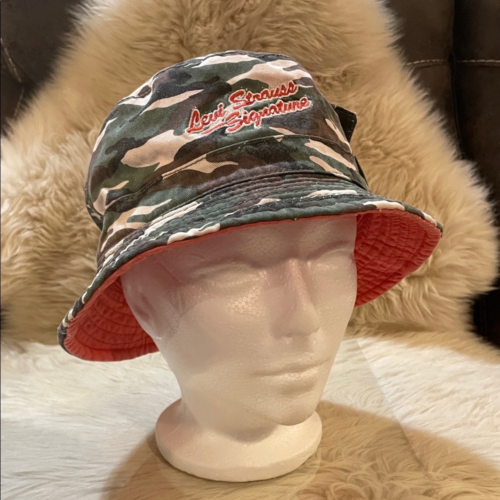 Signature by Levi Strauss Camouflage Bucket Hat